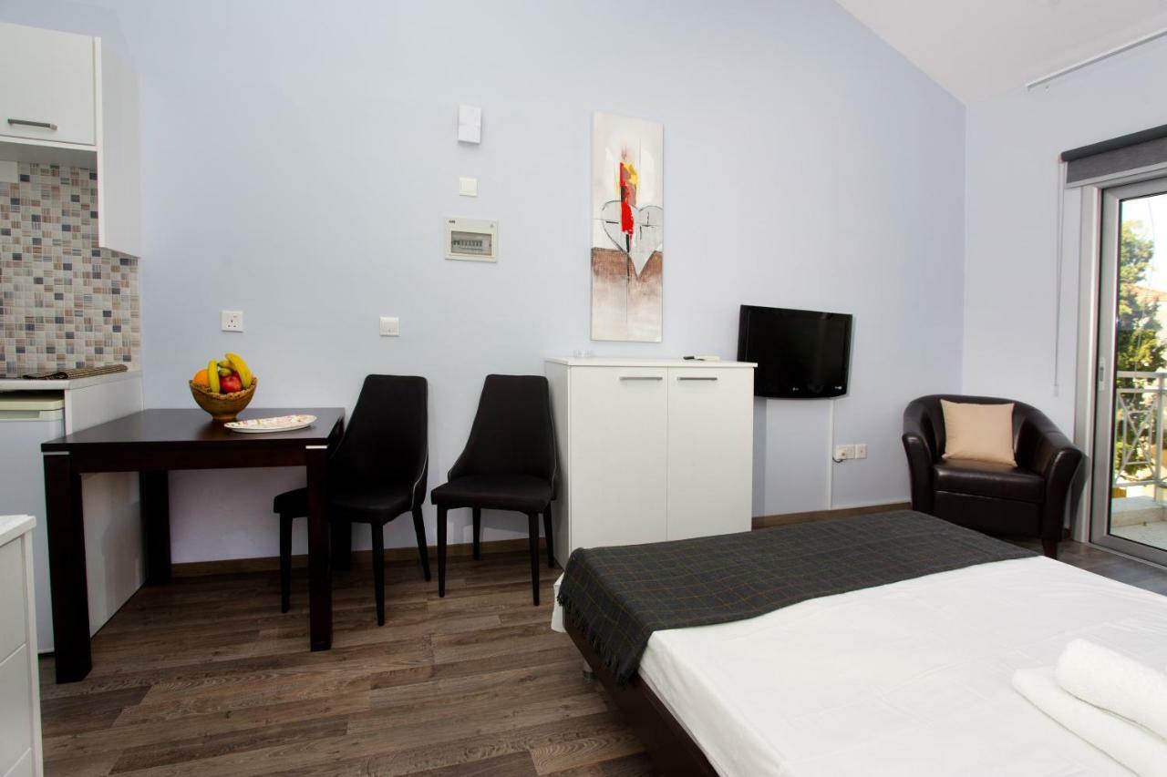 Galatex Beach Living By Trulycyprus Limasol Buitenkant foto