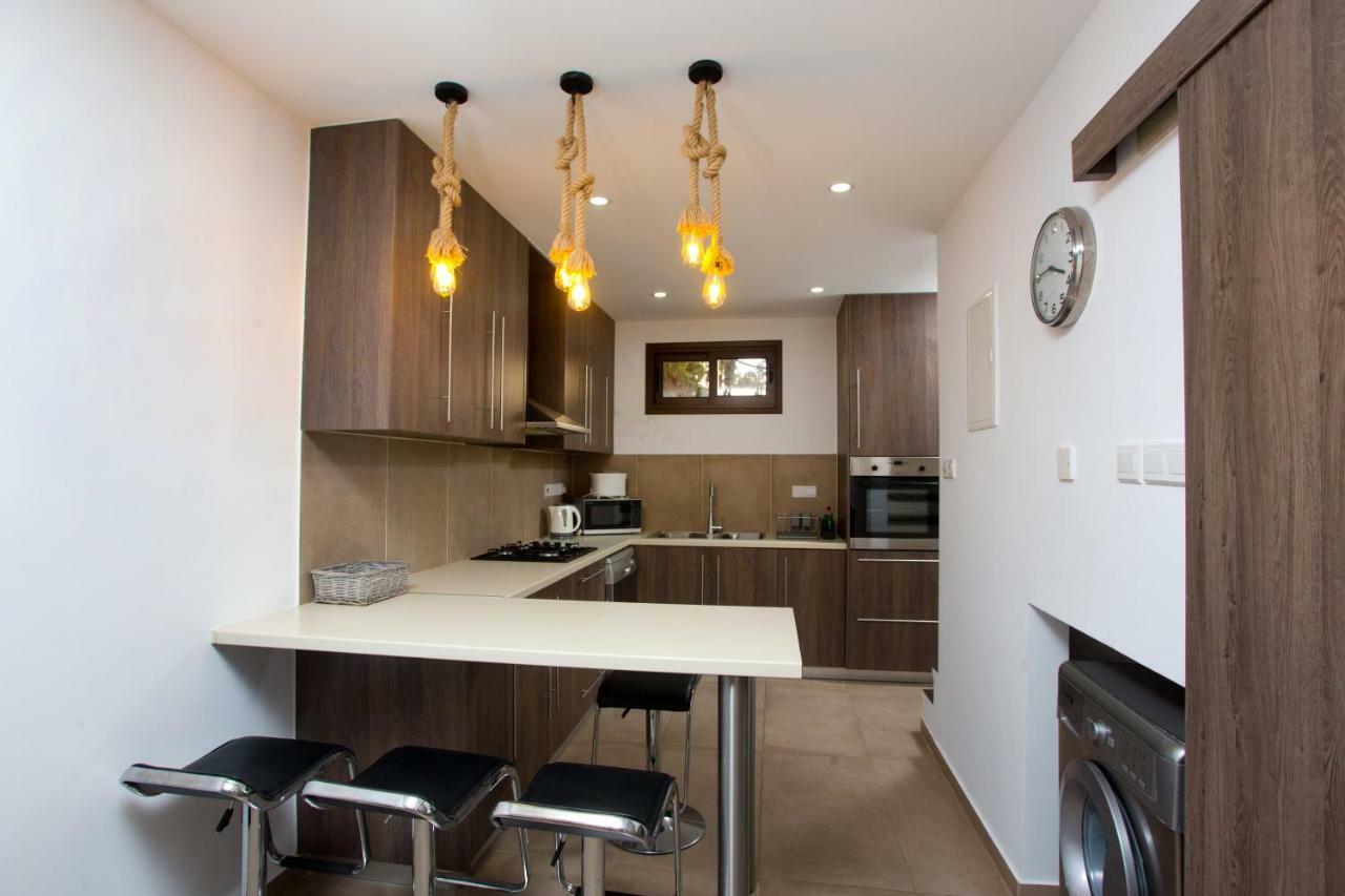 Galatex Beach Living By Trulycyprus Limasol Buitenkant foto